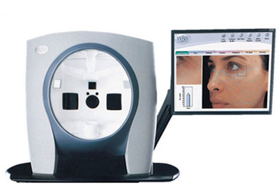 科技赋能，精准护肤 如何结合肌肤测试仪有效去除脸上的色斑